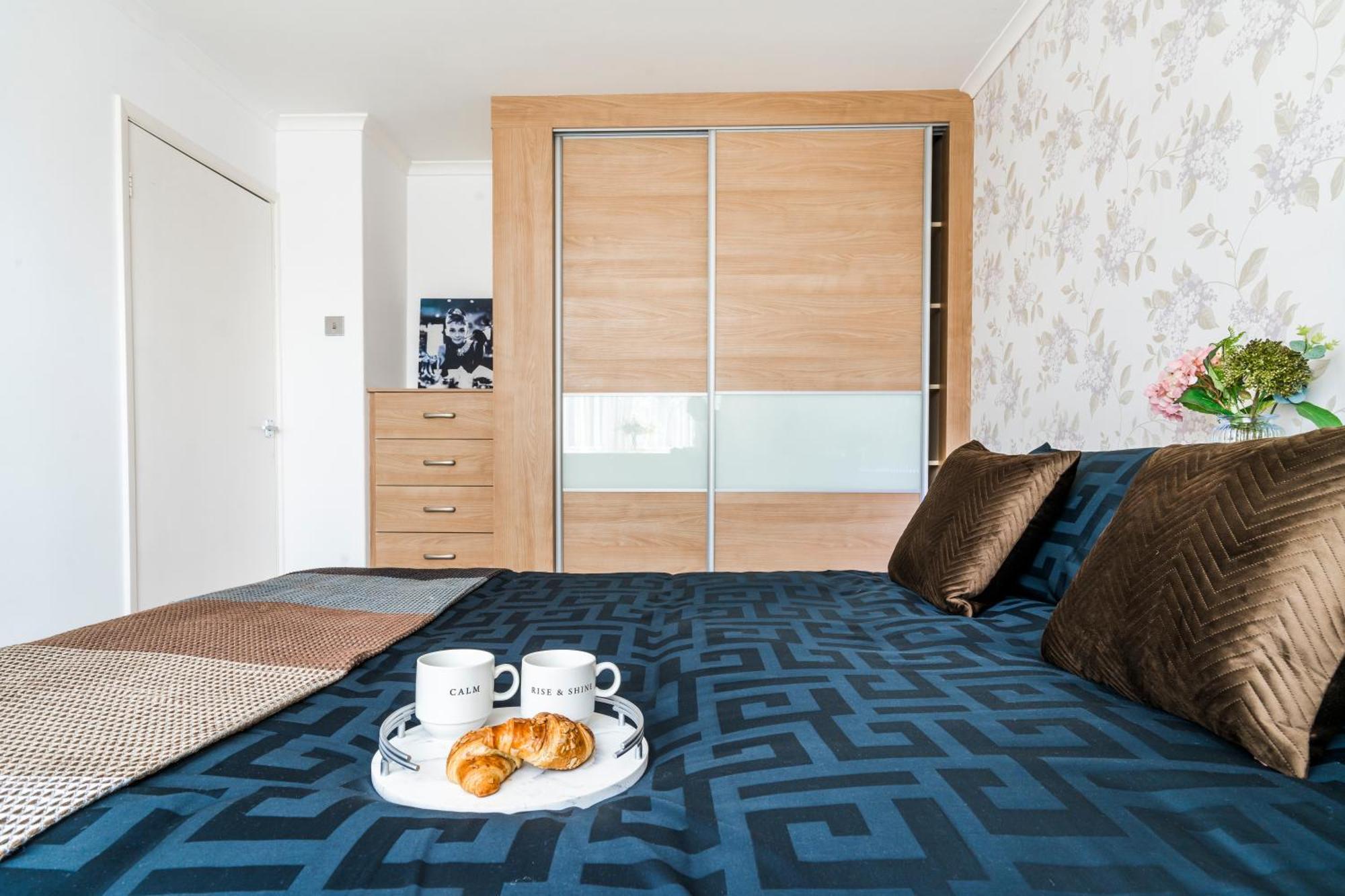 Leicester Oadby 4 Bed Home, 8 Guests, Park 5 Cars Kültér fotó